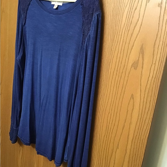 Knox Rose XXL blue top - gently used - Picture 3 of 4